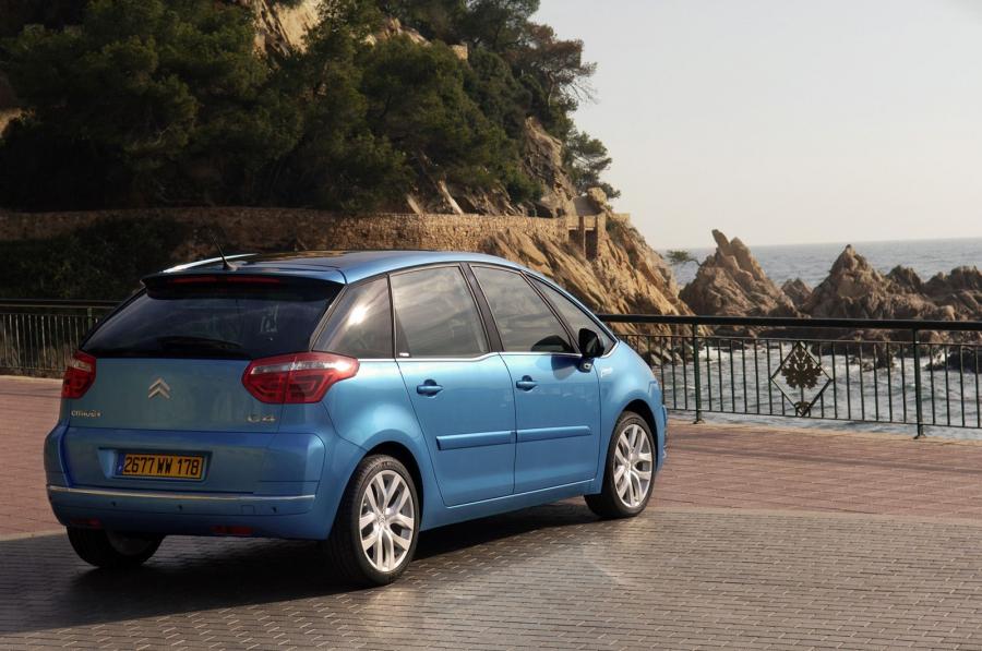  Citroen C4 Picasso 2007 года  (фото 63 из 117)